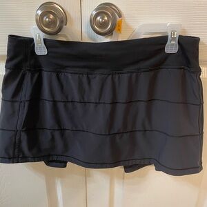 Lululemon black tennis shirt